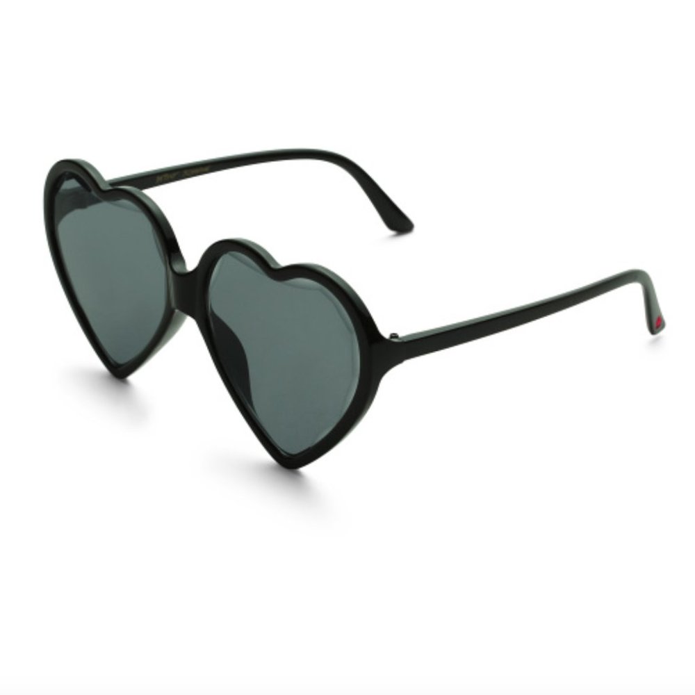 NWT Betsey Johnson Black Heart Sunglasses